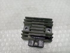 Kawasaki GPZ 305 RECTIFIER 83-