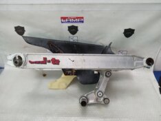 Kawasaki KLR 600 SWINGARM 84