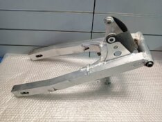 Suzuki RG 250 Γ GJ21A Swing Arm 83’