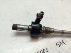 Kawasaki GPZ 500S Axle Front Wheel / Speedo Drive