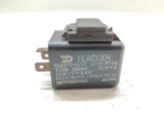 Suzuki GSX 550E / GSX 550ES Flasher Relay Front