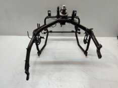 YAMAHA GTS 1000- UPPER FRAME FRONT