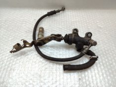 HONDA CB 900F- BRAKE MASTER CYLINDER REAR BRACKET