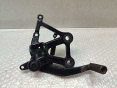 HONDA CBR 1000F SC 21 87-89'- FOOT REST BRACKET FRONT RIGHT/ PEDAL