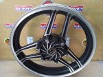 Honda VF 750 S Sabre FRONT WHEEL 2,5x18. 1982-85 - Image 3