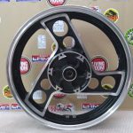 Yamaha XJ 900F REAR WHEEL 2,75x18.