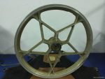 SUZUKI GT50 FRONT WHEEL - Image 4