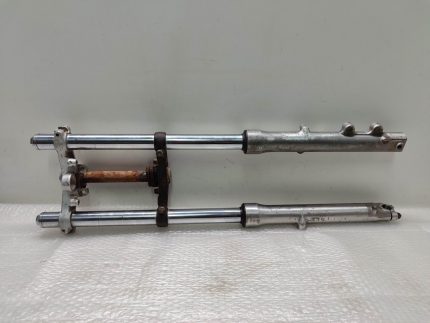 Honda XBR 500 μπροστινό - πιρούνι