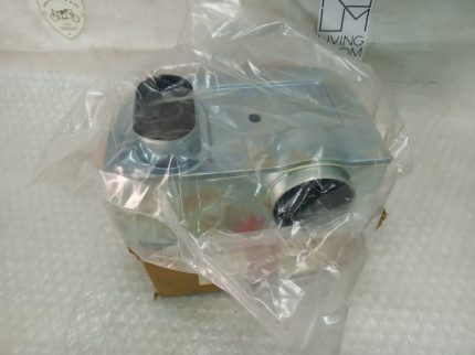 Honda CB 500 T LEFT AIR FILTER 76