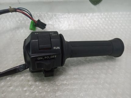 Yamaha XS 400 RIGHT HANDLEBAR SWITCH 76-83