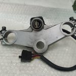 Honda VFR 750 rc24 UPPER TRIPLE CLAMP & KEY 88’
