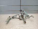 Suzuki RG 250 Γ GJ21A Footpeg / Footrest / Bracket Left 83’
