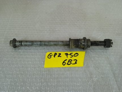 Kawasaki GPZ 750 Rear Axle