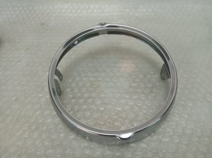 Honda CB 72/77 HEADLIGHT RING 61-67