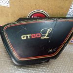 Suzuki GT 80 L LEFT SIDE PANEL CAP 80