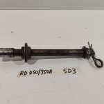 Yamaha RD 250 / RD 350 άξονας τροχού εμπρός 73-76’