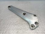 Suzuki GSX 400 F Footpeg Bracket Left - Image 3