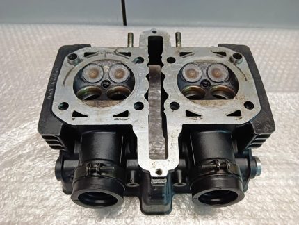 Kawasaki EX 500 Cylinder Head
