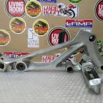 Suzuki GSX 550 ES Footpeg Right / Bracket Right