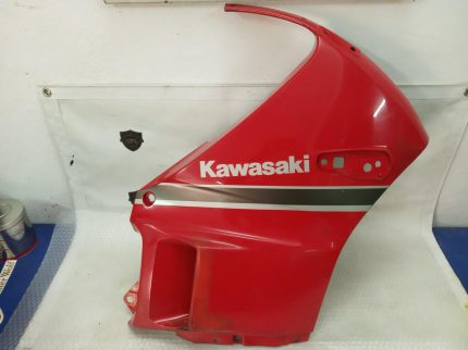 Kawasaki GPX 600 R RIGHT FAIRING 87-