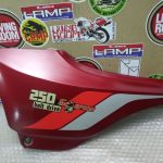 Kawasaki GPZ 250 Cover Middle Left