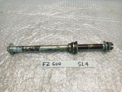 Yamaha FZ 600 Rear Wheel Axle 86-88’