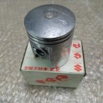 Suzuki GT 185 PISTON 0,50