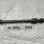 Honda XL 185S άξονας τροχού εμπρός - παξιμάδι κ αποστάτης