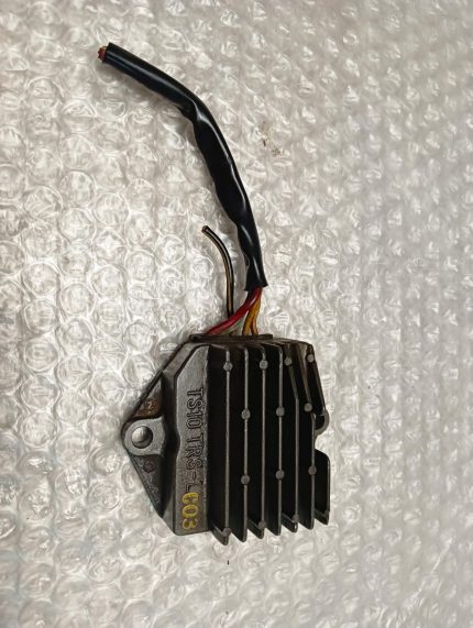 Suzuki GS 250 T / 400 T Rectifier