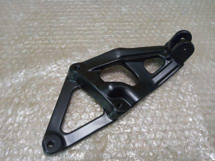 Kawasaki ZXR 750 H1 H2 LEFT FOOTREST REARSET 89-90