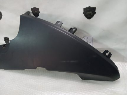 Honda VFR 750 rc36 RIGHT KEEL 93-