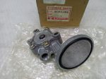 Kawasaki GPZ 550 OIL PUMP NEW 82’- - Image 4