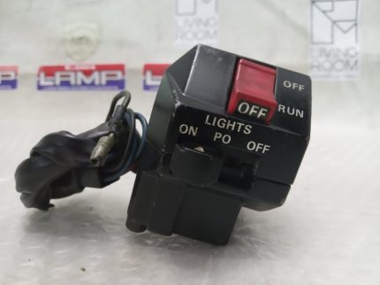 Yamaha TZR 250 RIGHT HANLDEBAR SWITCH 87
