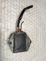 Suzuki GS 250 T / 400 T Rectifier - Image 2