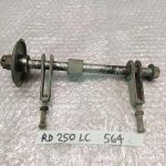 Yamaha RD 250 LC 4L1 Rear Wheel Axle - Riser