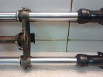 Kawasaki GT 750 Fork / Tubes / Handlebars / Yokes - Image 4