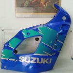 Suzuki GSX 750 F RIGHT FAIRING 89-