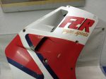 Yamaha FZR 1000 RIGHT FAIRING 87-88 - Image 2