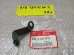 Honda VFR 750 rc36 LOWER CENTER FAIRING BRACKET 94-97