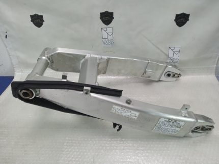 Honda CBR 1100 XX BLACKBIRD SWINGARM 96-