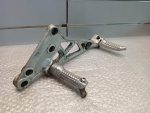 Suzuki RG 250 Γ GJ21A Footpeg / Footrest / Bracket Left 83’ - Image 3