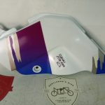 Suzuki GSXR 1100 RIGHT FUEL TANK PANEL 93-94´