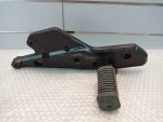 Kawasaki GPZ 750 Footpeg / Footrest  / Bracket Right