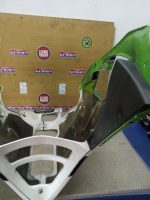 Kawasaki ZXR 750 J RIGHT & LEFT FAIRING 91-92 - Image 4