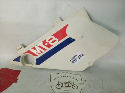 Honda MT 8 LEFT PANEL 79-81’
