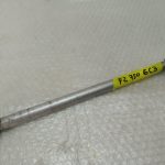 Yamaha FZ 750 REAR AXLE 85-91