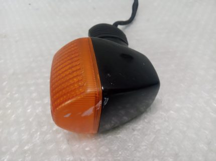 Honda VFR 750 F rc24 REAR RIGHT INDICATOR 86-