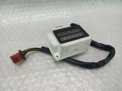 Kawasaki GPZ 1100 B2 DASHBOARD 82