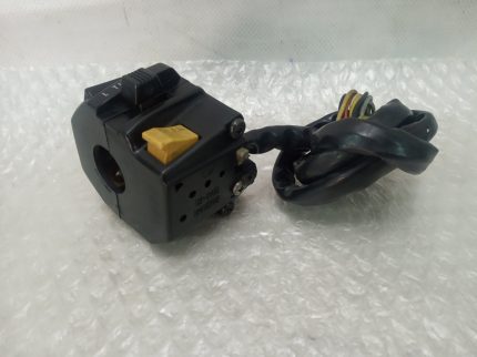 Suzuki RGV Γ 250 HANDLEBAR SWITCH 91