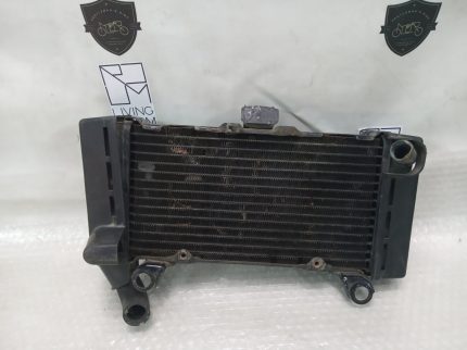 Honda VF 400 F RADIATOR
